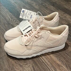 Reebok Women's Cream Sneakers